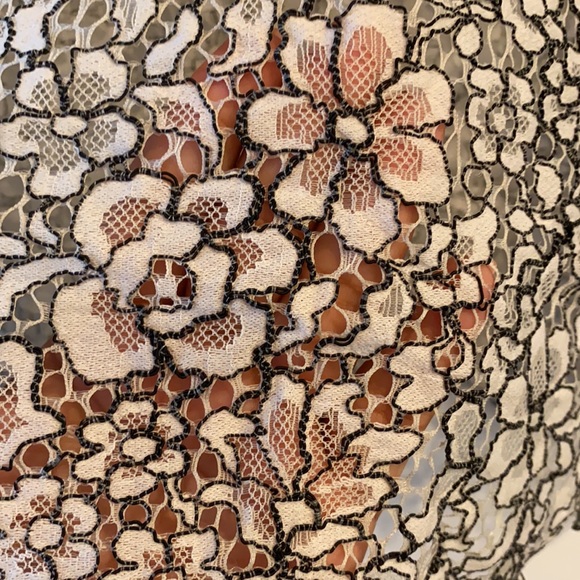 raw hem lace shirt. - Picture 4 of 5